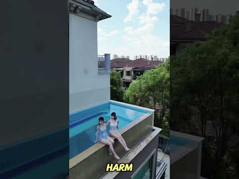 Infinity Pool’s Safety Design, Preventing Falls with a Catching Pool#shortsfeed #shortsviral