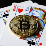 المقامرة عالية المخاطر: ارتفاع بيتكوين يجبر البائعين على البيع القصير على الفوضى